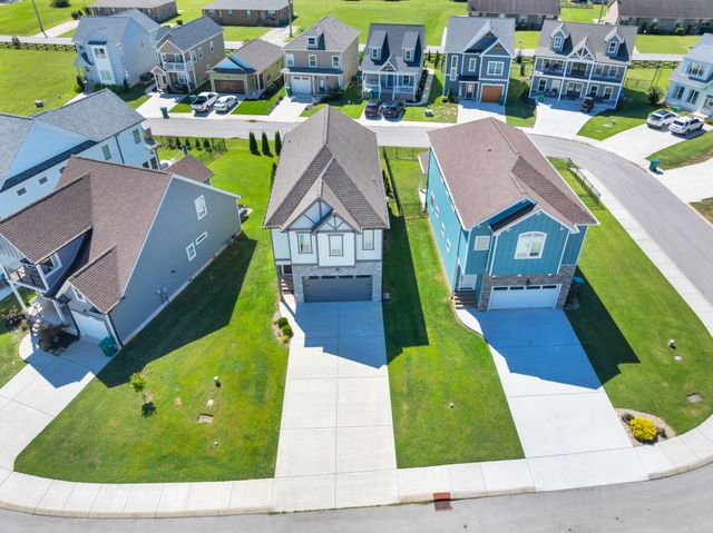 111 Barefoot Way, Winchester, TN 37398