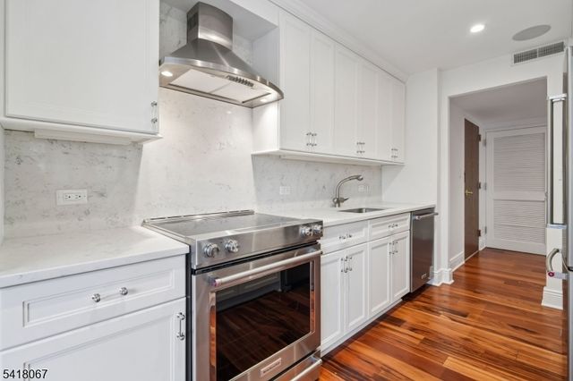 1 Euclid Ave 3B, Summit City, NJ 07901