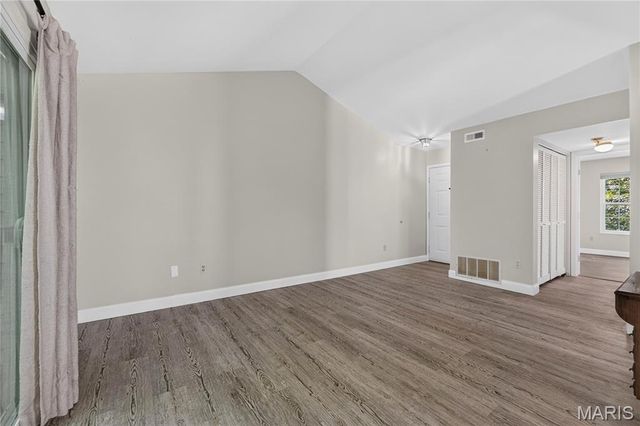 148 Old Buggy Court, St Peters, MO 63304