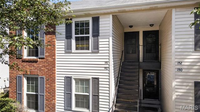 148 Old Buggy Court, St Peters, MO 63304