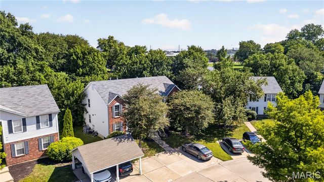 148 Old Buggy Court, St Peters, MO 63304