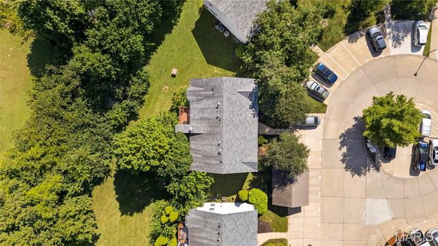 148 Old Buggy Court, St Peters, MO 63304