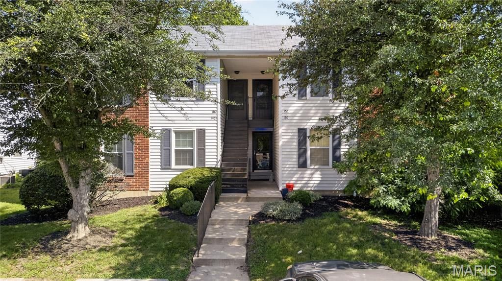 148 Old Buggy Court, St Peters, MO 63304