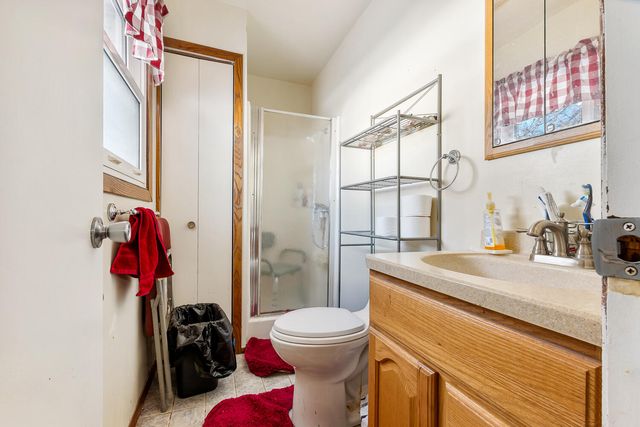 1749 Green Meadow Lane, Chesterton, IN 46304