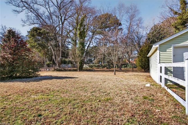 53 Randolph RD, Newport News, VA 23601