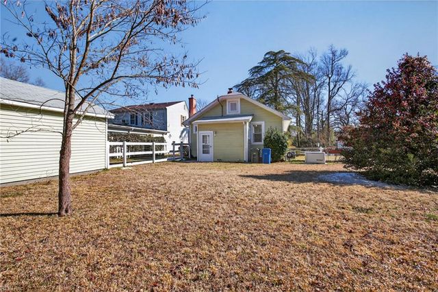 53 Randolph RD, Newport News, VA 23601
