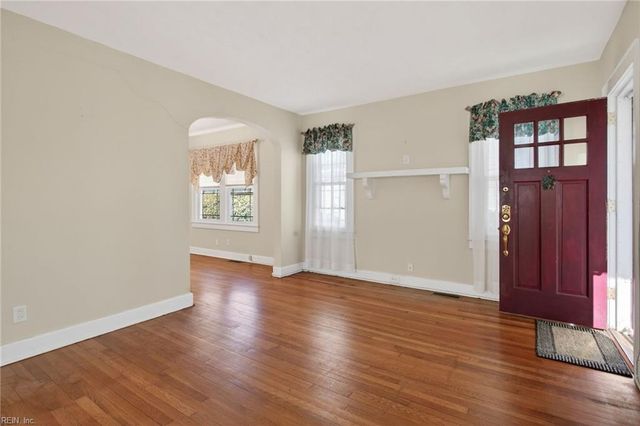 53 Randolph RD, Newport News, VA 23601