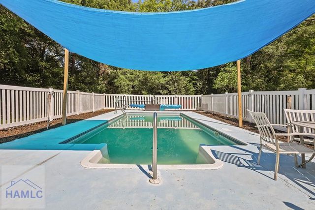 436 Killingsworth Road, Jesup, GA 31545