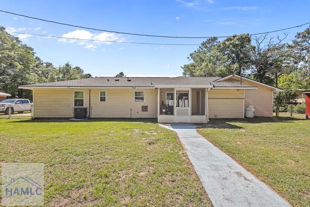 436 Killingsworth Road, Jesup, GA 31545