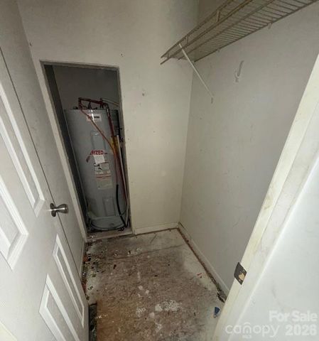 5 Loop Road, Candler, NC 28715