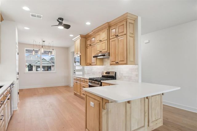 2036 Turtle Creek Way, Norman, OK 73071