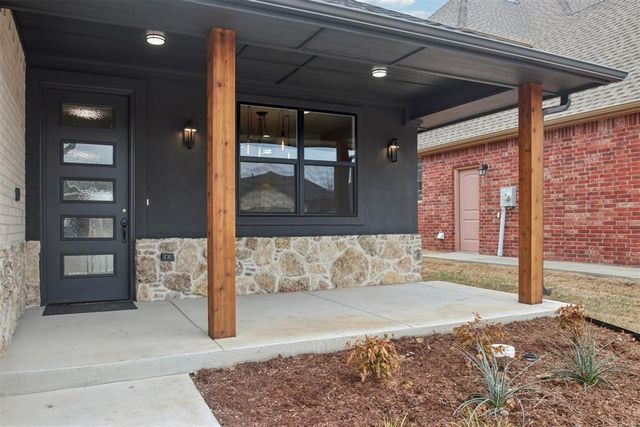 2036 Turtle Creek Way, Norman, OK 73071