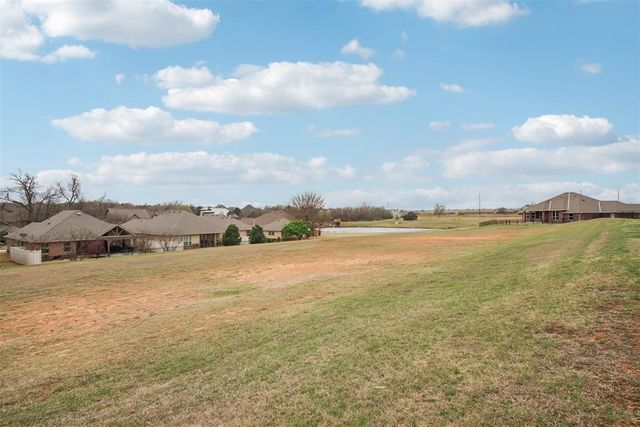 2036 Turtle Creek Way, Norman, OK 73071