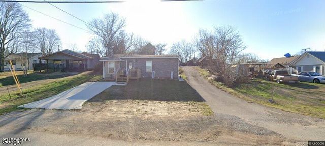 311 Bussell Ferry Rd, Lenoir City, TN 37771