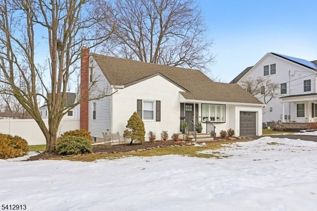 14 Buckingham Dr, Madison Boro, NJ 07940