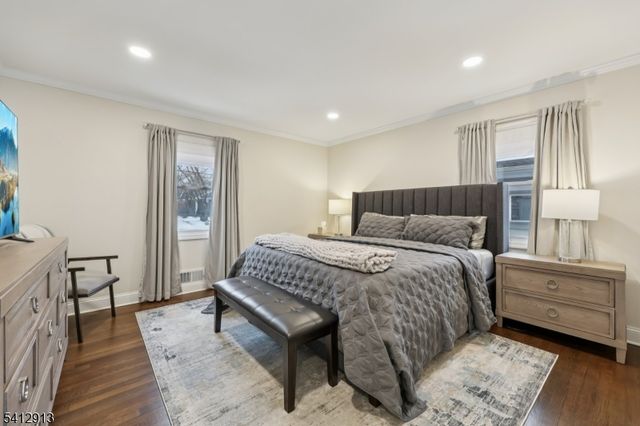 14 Buckingham Dr, Madison Boro, NJ 07940