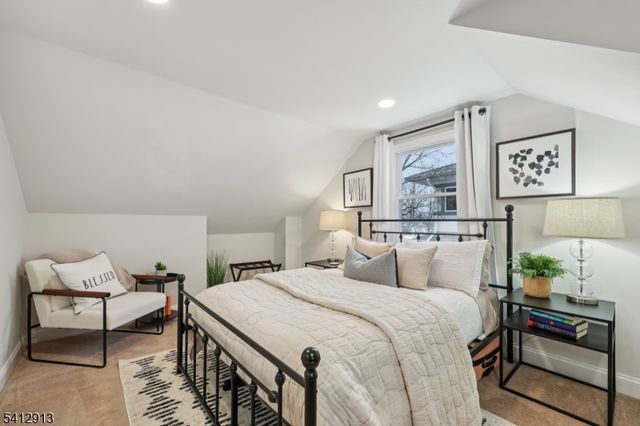 14 Buckingham Dr, Madison Boro, NJ 07940