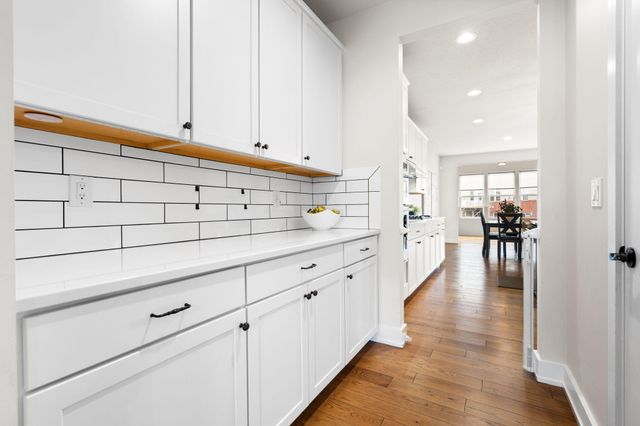 551 Wishing Tree Lane, Pittsfield Charter Twp, MI 48108