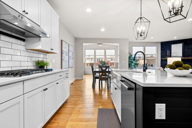 551 Wishing Tree Lane, Pittsfield Charter Twp, MI 48108