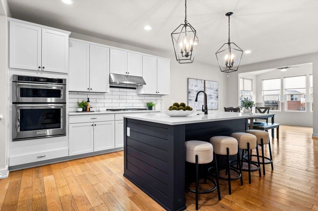 551 Wishing Tree Lane, Pittsfield Charter Twp, MI 48108