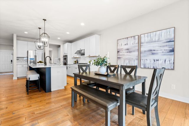 551 Wishing Tree Lane, Pittsfield Charter Twp, MI 48108