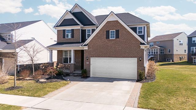 551 Wishing Tree Lane, Pittsfield Charter Twp, MI 48108