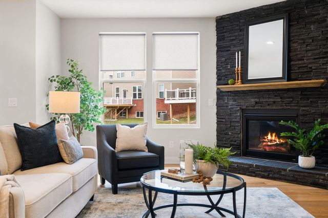 551 Wishing Tree Lane, Pittsfield Charter Twp, MI 48108