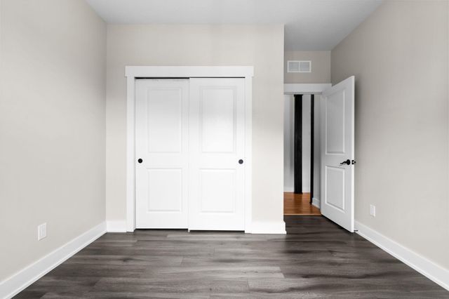 551 Wishing Tree Lane, Pittsfield Charter Twp, MI 48108