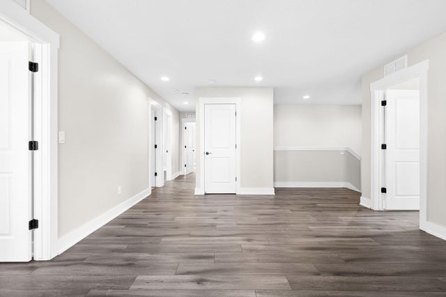 551 Wishing Tree Lane, Pittsfield Charter Twp, MI 48108