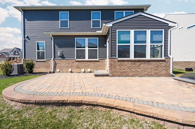 551 Wishing Tree Lane, Pittsfield Charter Twp, MI 48108