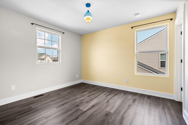 551 Wishing Tree Lane, Pittsfield Charter Twp, MI 48108