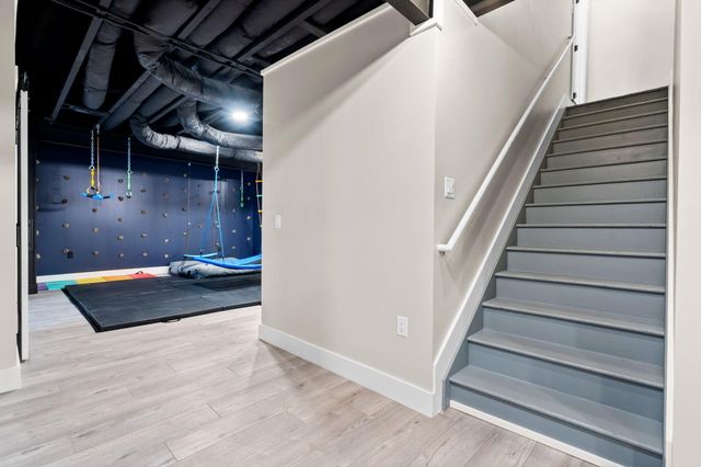 551 Wishing Tree Lane, Pittsfield Charter Twp, MI 48108