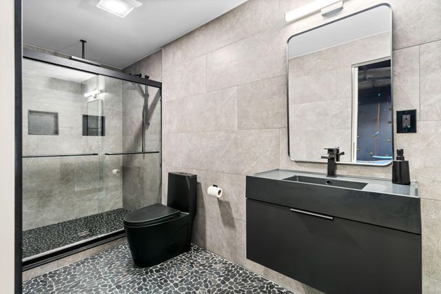 551 Wishing Tree Lane, Pittsfield Charter Twp, MI 48108