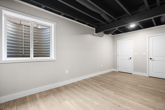 551 Wishing Tree Lane, Pittsfield Charter Twp, MI 48108