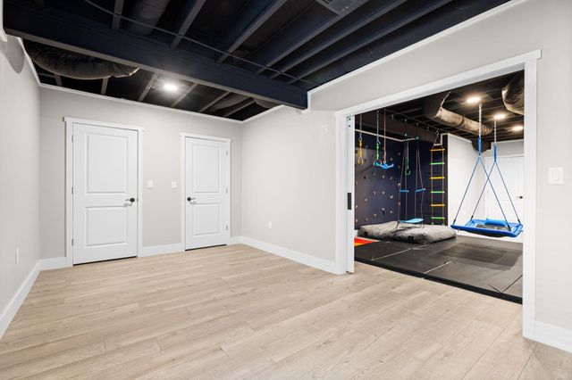 551 Wishing Tree Lane, Pittsfield Charter Twp, MI 48108