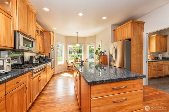 203 Delta Way, Sequim, WA 98382