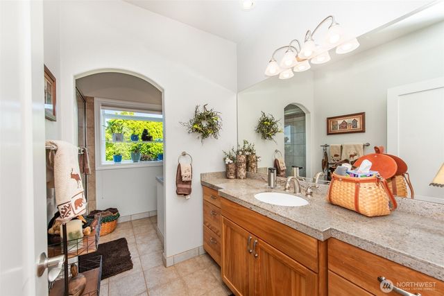 203 Delta Way, Sequim, WA 98382