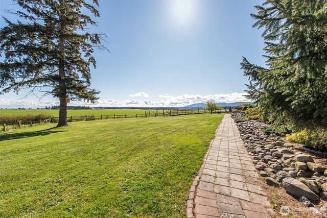 203 Delta Way, Sequim, WA 98382