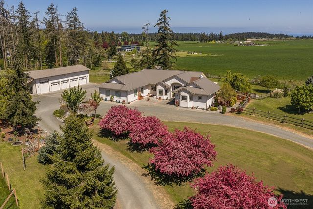 203 Delta Way, Sequim, WA 98382