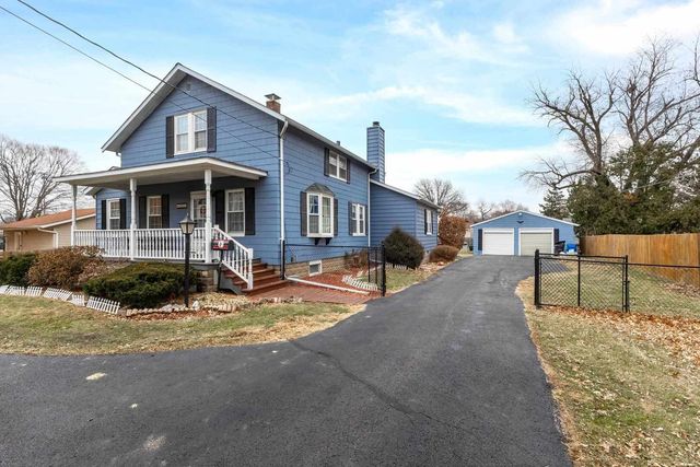 1806 41st Street, Moline, IL 61265