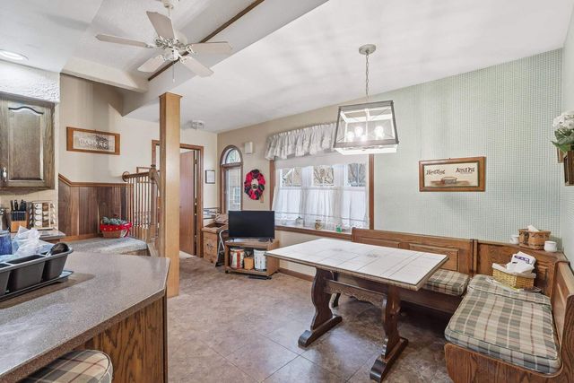 1806 41st Street, Moline, IL 61265