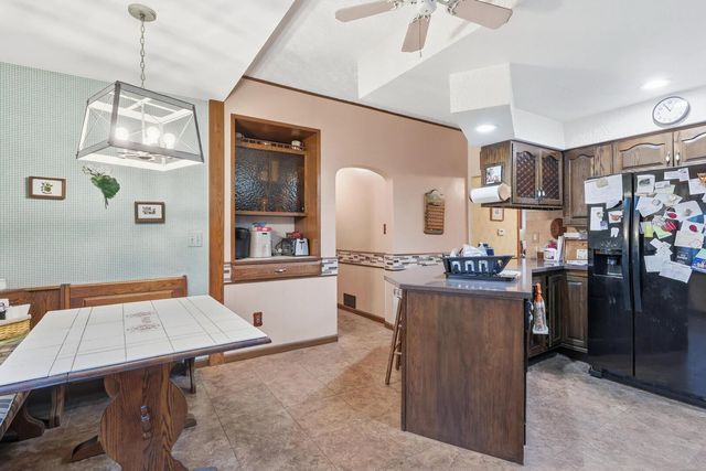 1806 41st Street, Moline, IL 61265