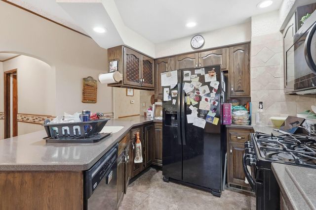 1806 41st Street, Moline, IL 61265