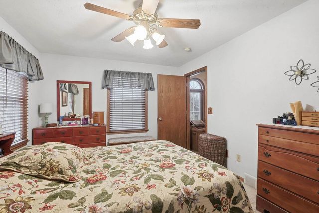 1806 41st Street, Moline, IL 61265