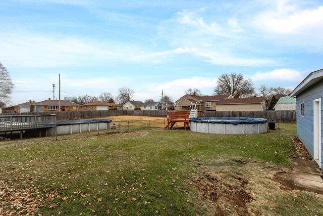 1806 41st Street, Moline, IL 61265