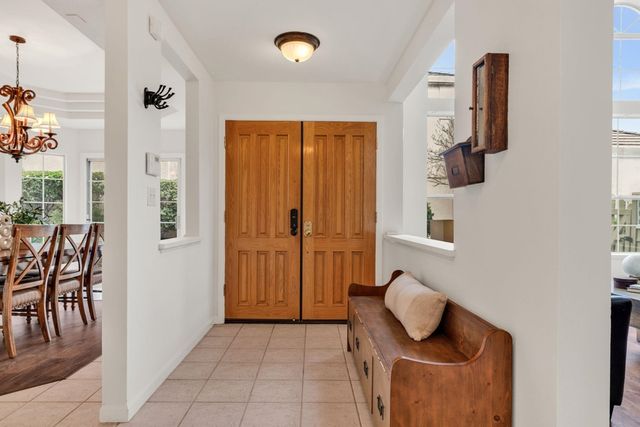 690 690 Glasgow Cir, Danville, CA 94526