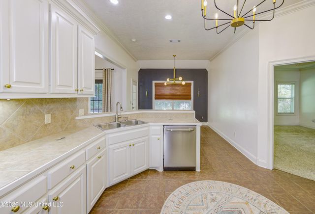 137 Baileys Ridge Circle, Clinton, MS 39056