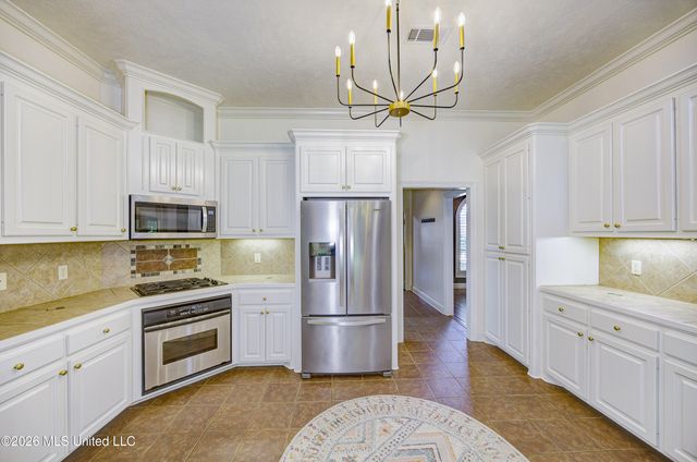137 Baileys Ridge Circle, Clinton, MS 39056