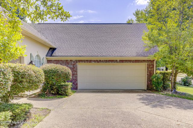 137 Baileys Ridge Circle, Clinton, MS 39056