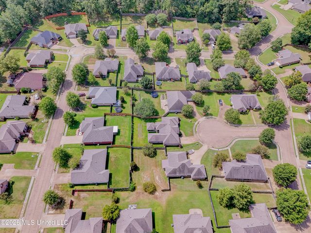 137 Baileys Ridge Circle, Clinton, MS 39056